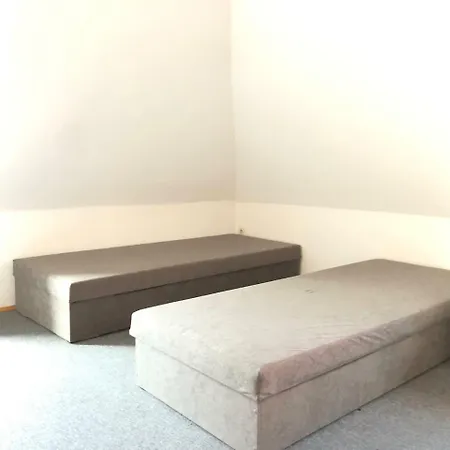 Pokoje Królowej Jadwigi Albergue *